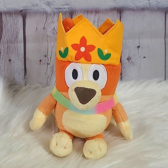 2018 Bluey Queen Bingo 7 Inch Plush Stuffed Animal Toy Blue Heeler Dog Pup - Picture 2 of 13